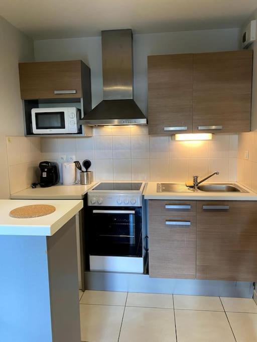 Urban - 4 Pers - Netflix Apartment Eysines